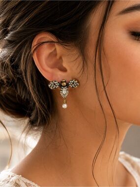 Crystal Gold Bee Crystal Drop Pearl Earrings women’s jewelry